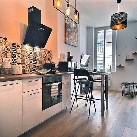 Appartement Neuf Hyper Centre _ Saint Ferreol Marseille Ngoại thất bức ảnh