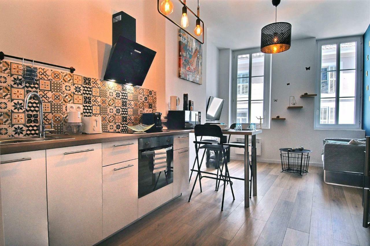 Appartement Neuf Hyper Centre _ Saint Ferreol Marseille Ngoại thất bức ảnh